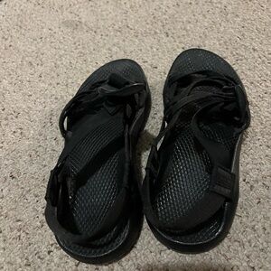 Black chacos